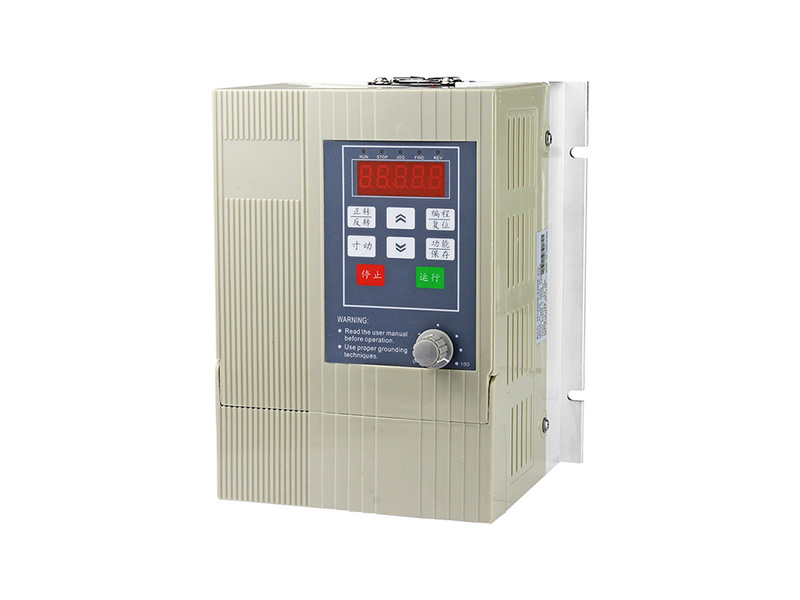 69堂亚洲国产日韩精品无码专区成人妻中文字幕一区二区三区在线久久久久 3000H單相水泵變頻器，恒壓供水專(zhuān)用變頻器，變頻器廠(chǎng)家